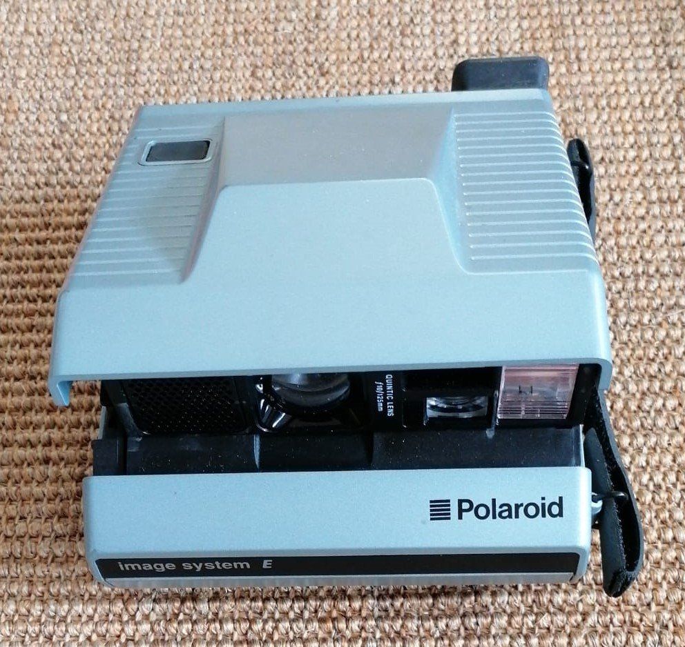 Polaroid Kamera: Retro Polaroid Kamera IMAGE SYSTEM E – Gebraucht aus Grächen von Hel7890 1