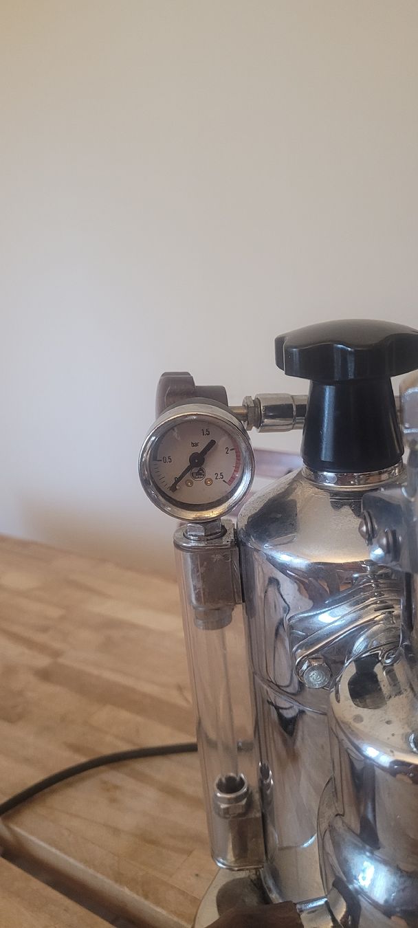 La Pavoni Macchine per caffè & Macchine per espresso: Pavoni Europiccola machine a cafe chromee – Usato da Genève venduto da uneautresaison 2