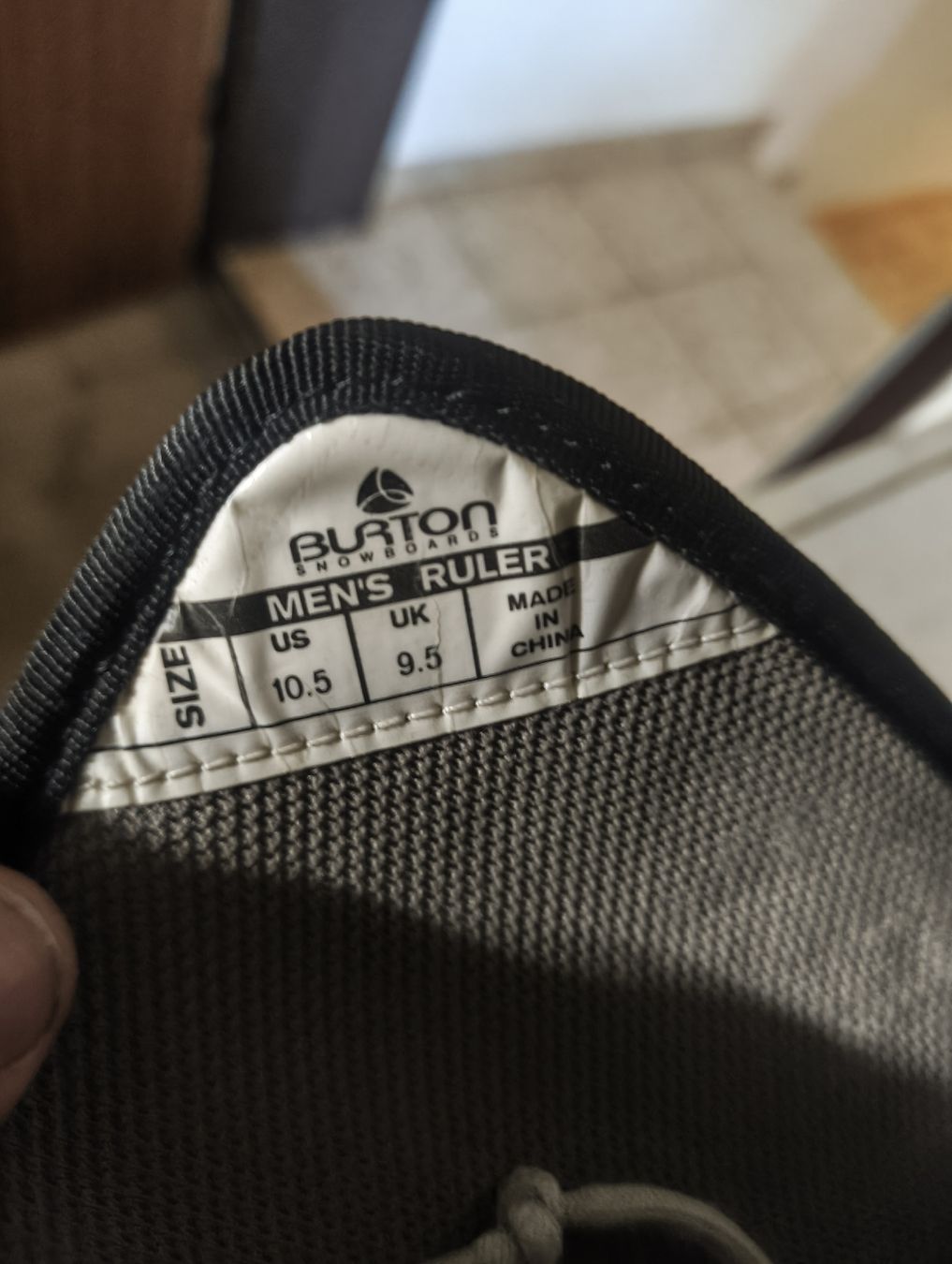 Chaussures femmes: snowboardschuhe burton  – D'occasion à Läufelfingen par sim_fr2v 1