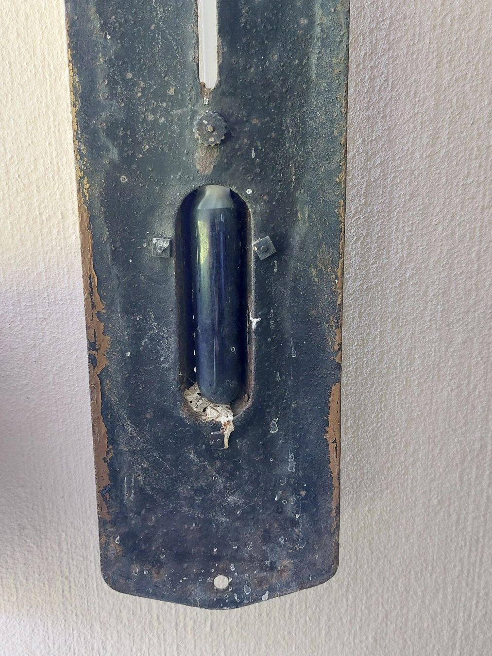 Schilder: Emaille Thermometer - original Fundzustand, alt, ca. 60x9 cm – Gebraucht aus Mönchaltorf von  2