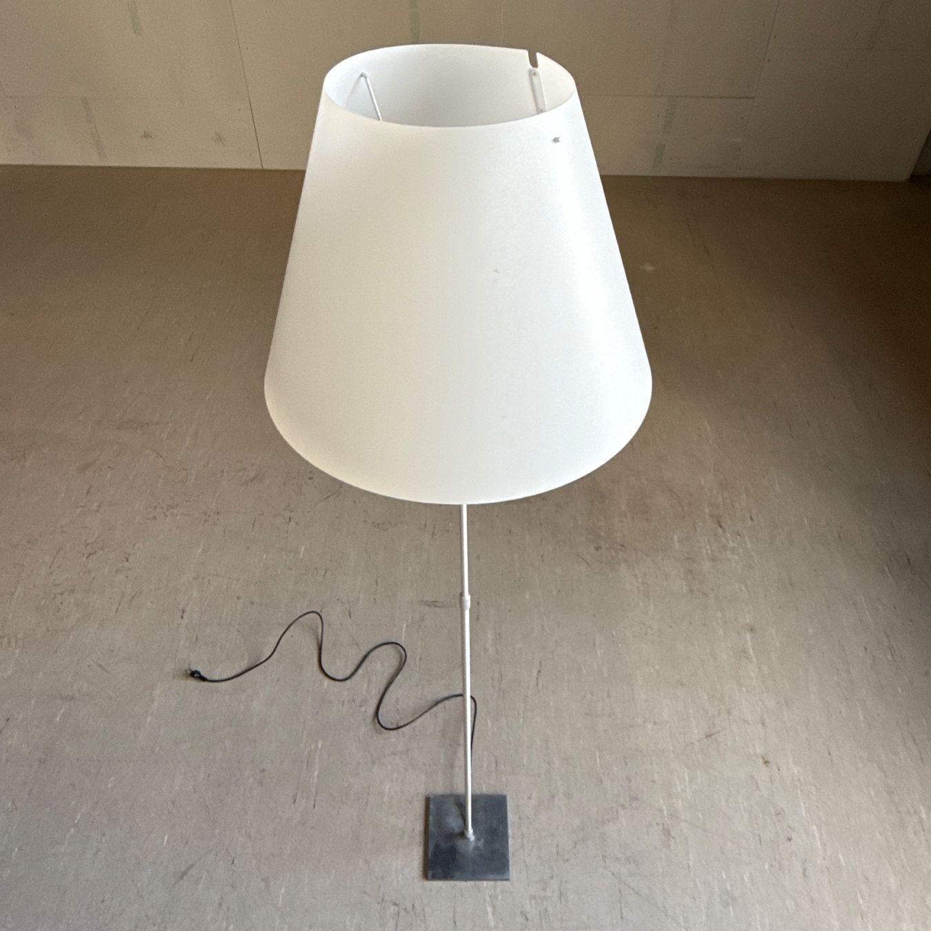 Luceplan Lampes: Constanza Ständerlampe von Luceplan – D'occasion à Bern par Modern-Era 5