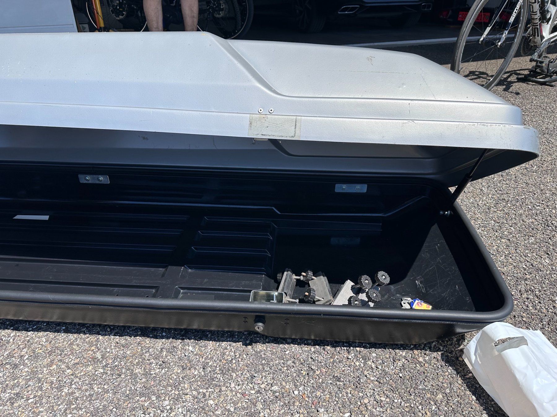 Dachboxen: Dachbox – Gebraucht aus Schmerikon von Hubas9 1