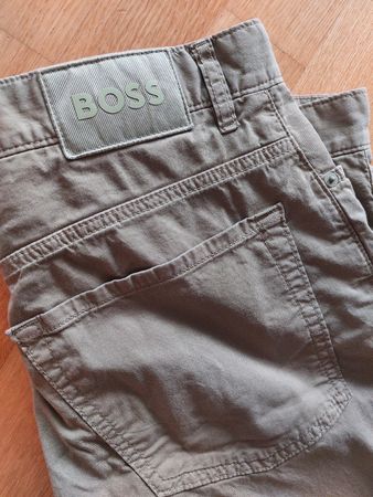 BOSS Hose Regular Fit Grün