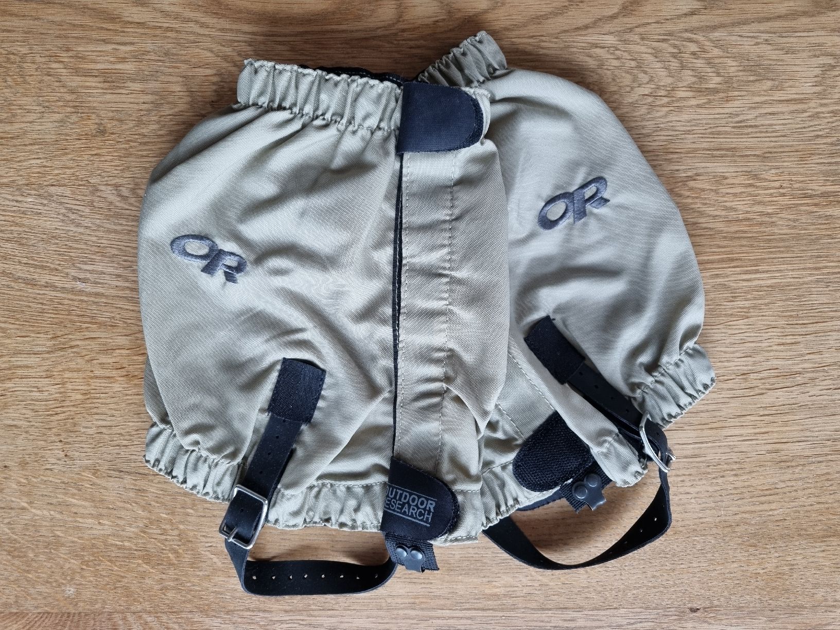 Outdoor Research Stinchiere & Fasciature: Outdoor Research Gamaschen M beige – Nuovo e nell'imballaggio originale da Geiss venduto da roemus