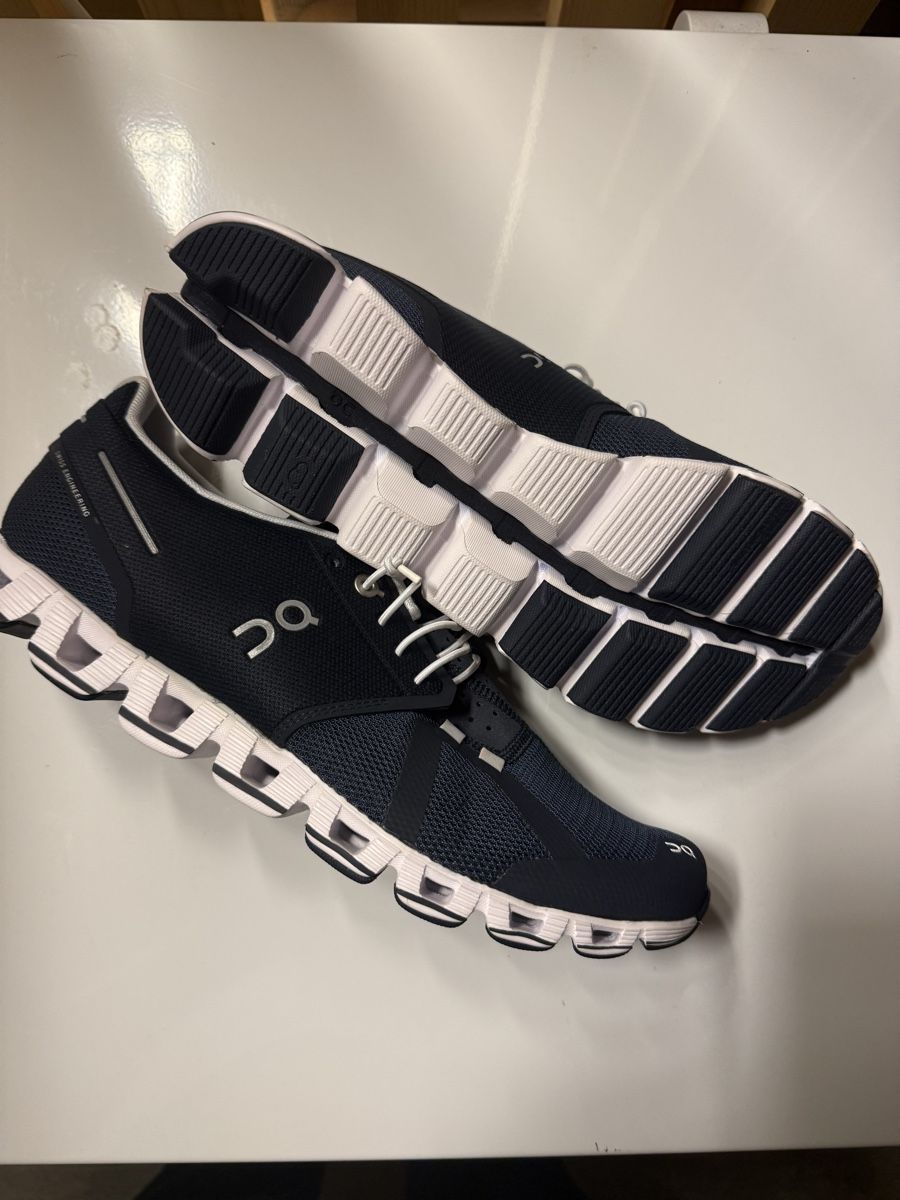 On Scarpe da uomo: On Running Cloud 6 Uomini Taglia 44 EU – Nuovo (secondo la descrizione) da Gstaad venduto da denis977 3
