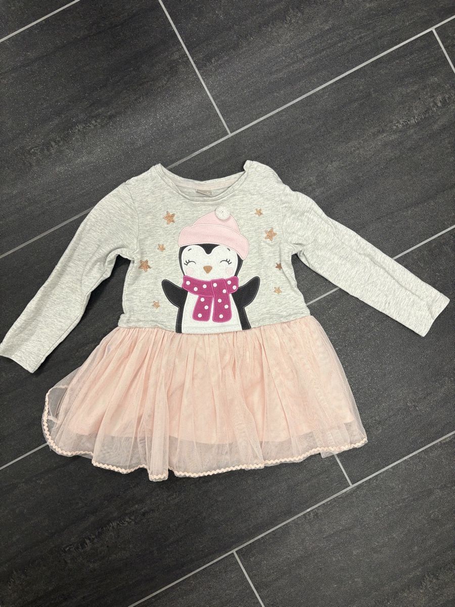 Vestiti & Gonne: Kleid Röckli Mädchen Grösse 98 – Usato da Gebenstorf venduto da Sandra01031