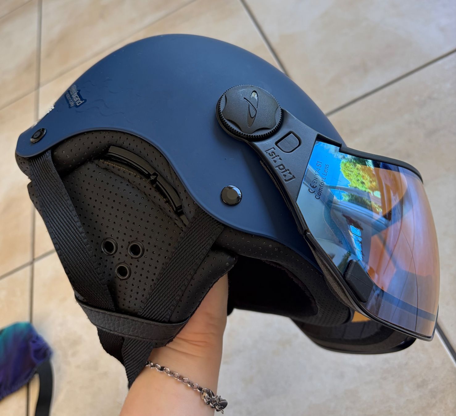 CP Caschi: Skihelm mit Visier Dunkelblau, cp premium helmets ag – Usato da Brüttisellen venduto da Fabiii.st 3