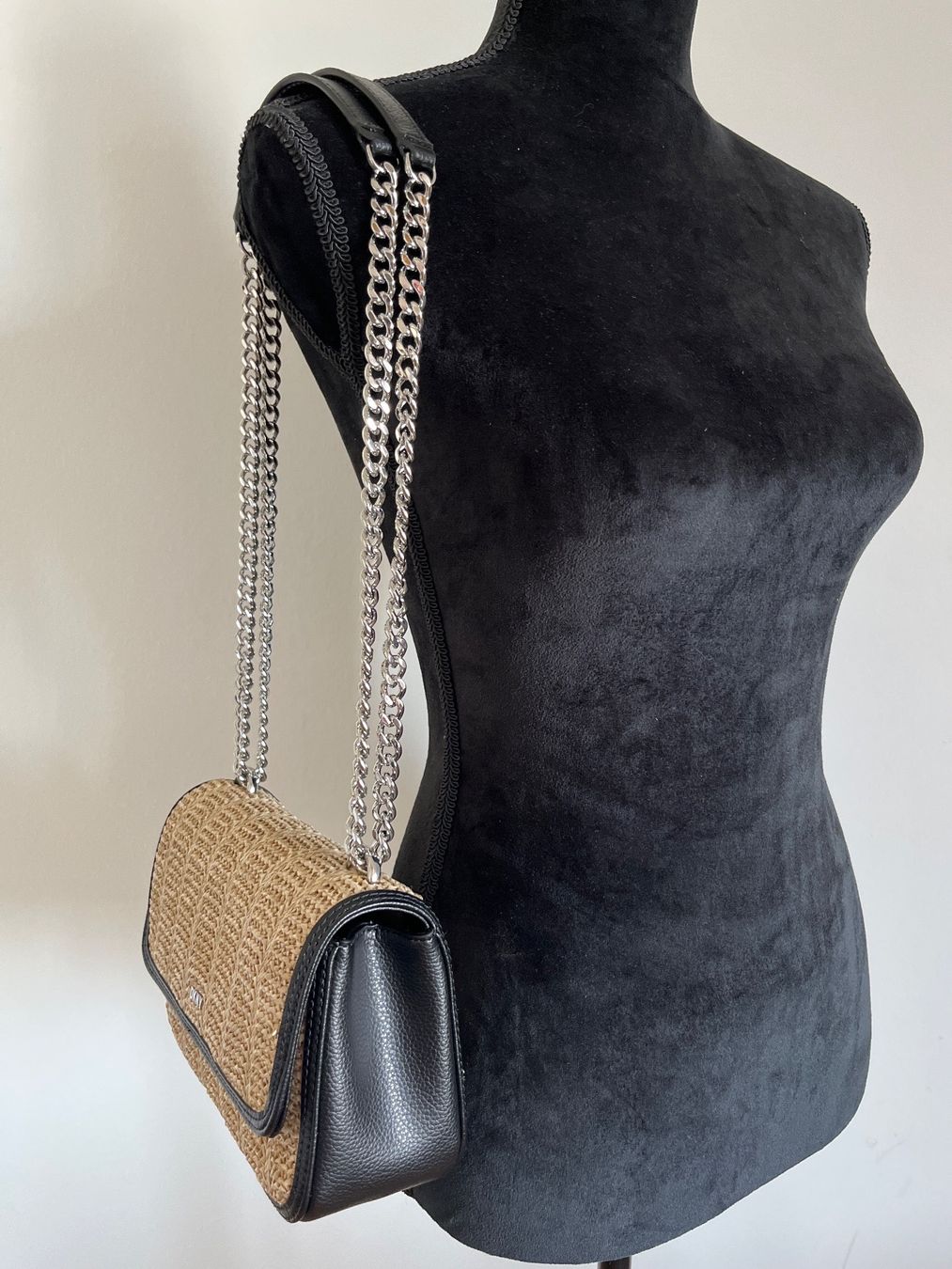 DKNY Borse da donna: DKNY - Handtasche, Sina, Korbgeflecht – Nuovo (secondo la descrizione) da Luzern venduto da Jiggy_8898 2