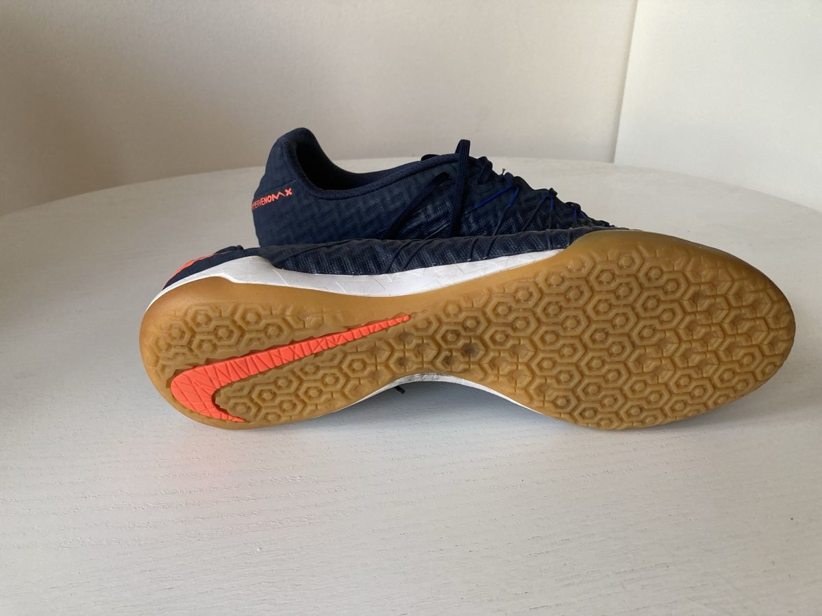 Nike Herrenschuhe: Nike Hallenschuhe Gr. 42 – Neu (gemäss Beschreibung) aus Basel von bil_8mvw 4