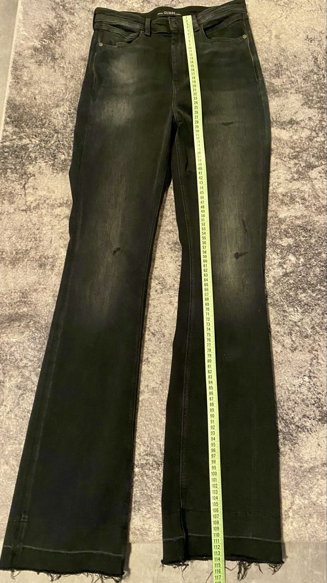 Guess Jeans: Jeans GUESS – Usato da Echallens venduto da 1961zap 1