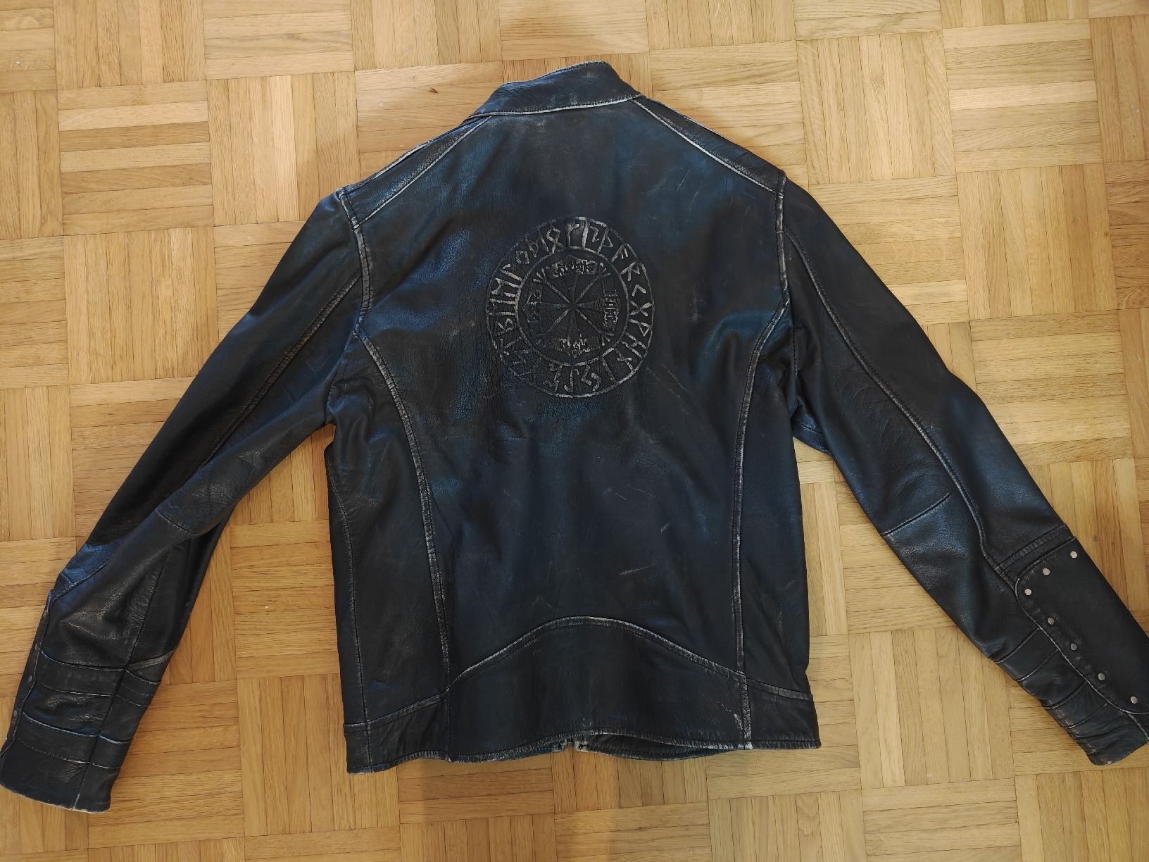 Giacche: Thorhammer Lederjacke schwarz von Amon Amarth - Grösse M – Usato da Wetzikon ZH venduto da trubin 1