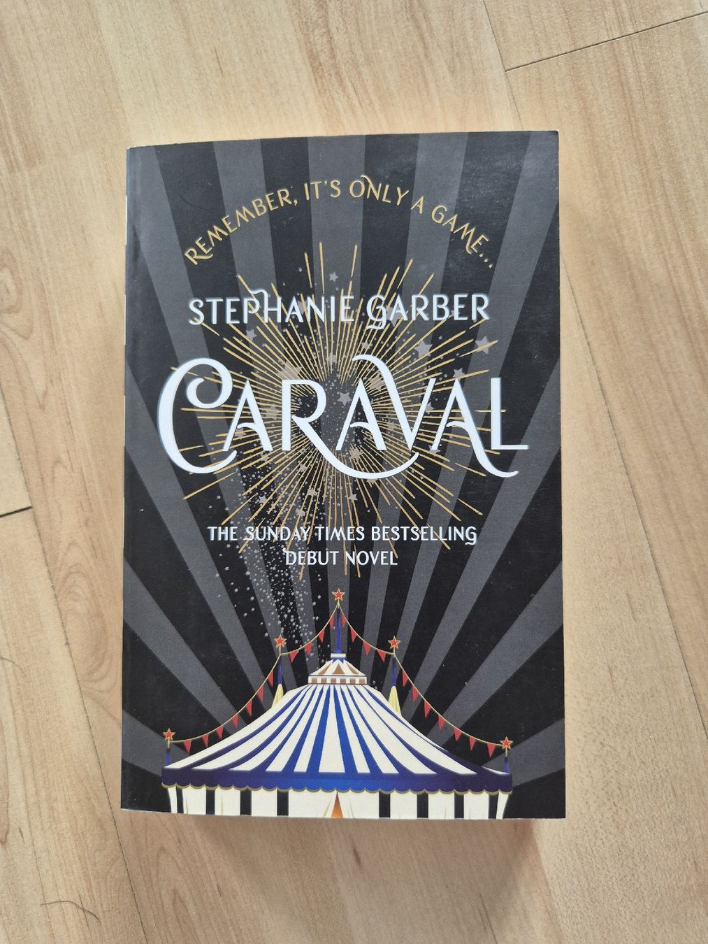 Bücher: Caraval – Neu (gemäss Beschreibung) aus Oberengstringen von Jully1896