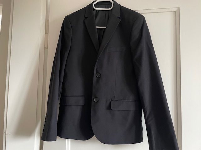 H&M Giacche & Cappotti: Blazer Knaben Gr 176 – Usato da Thun venduto da Chrigu016