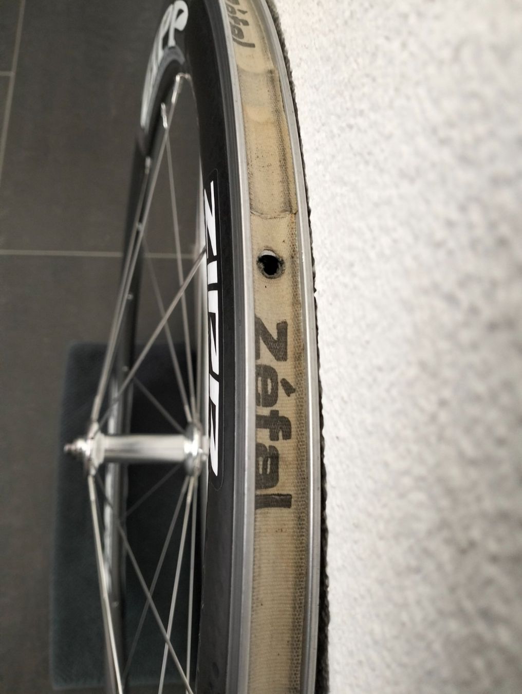 Zipp Ersatzteile: Zipp 404 Laufradsatz (Clincher) – Gebraucht aus Uster von KarlZH 3