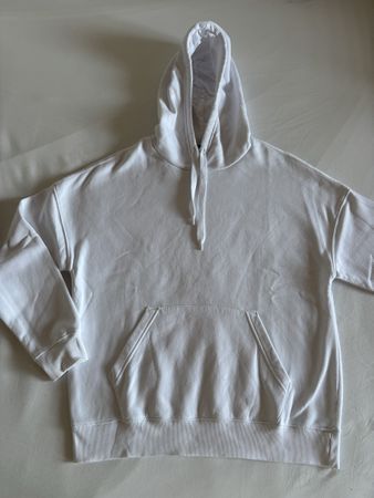 sweat-shirt