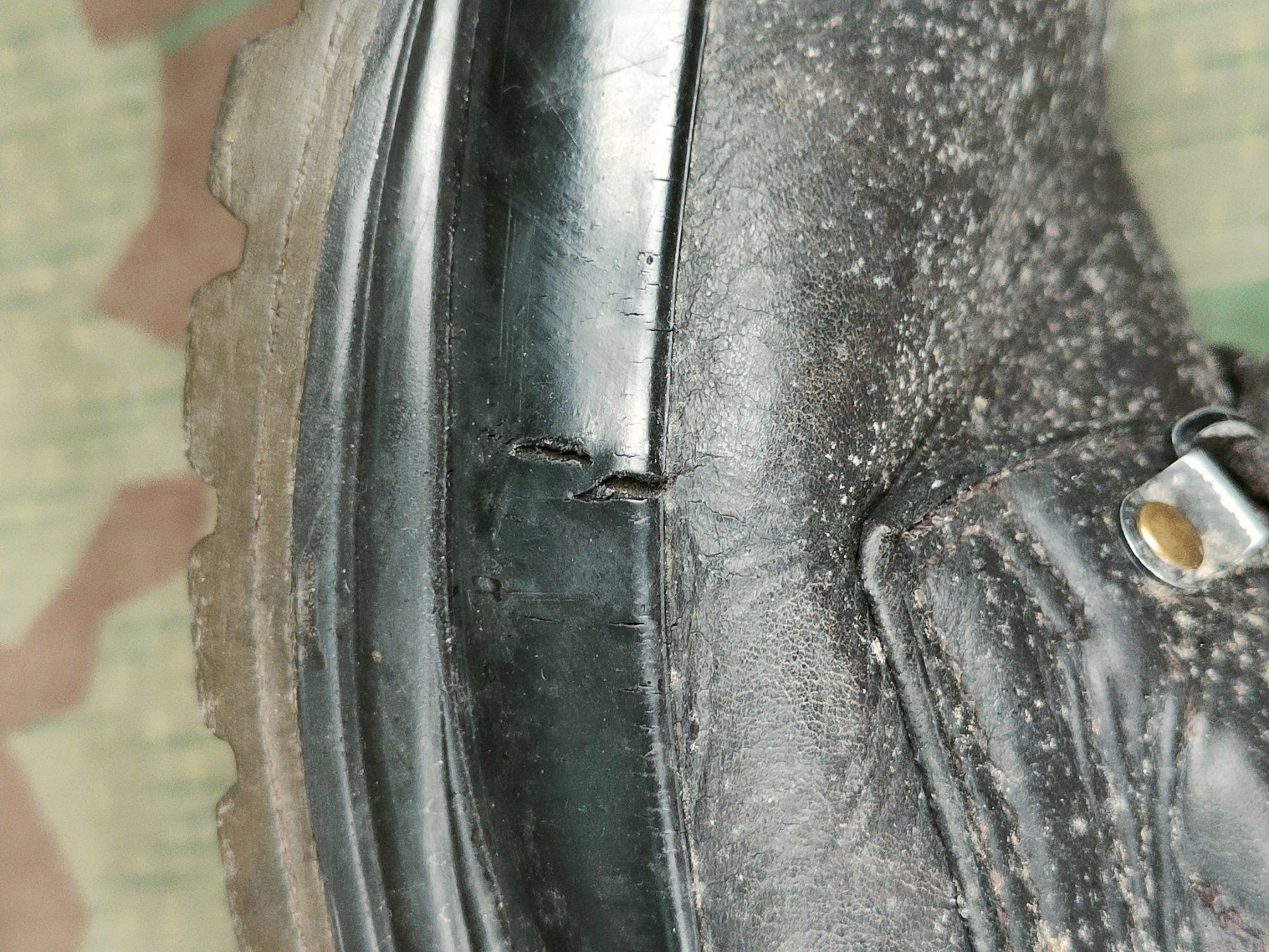 Schweizer Armee Uniformi: Kampfstiefel Ord. 1990, Grösse 280 6 – Usato da Bauma venduto da SwissMilitaria 4