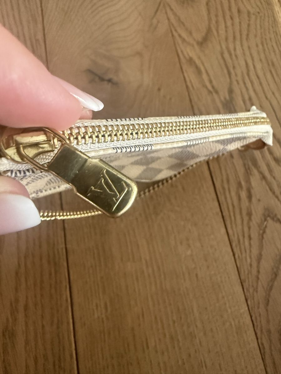 Louis Vuitton Taschen für Damen: Orig. Louis Vuitton Mini Pochette azur  – Gebraucht aus Wallisellen von Aboutfashion 3