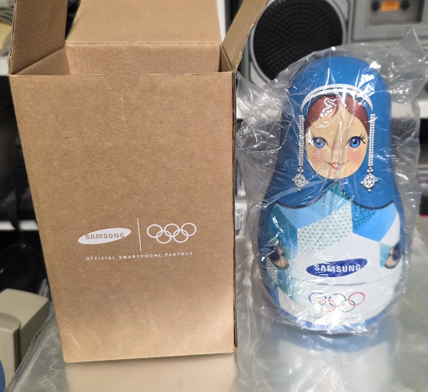 Samsung Docking station: Samsung Docking Station - Olympic Games 2014 Sochi  – Nuovo (secondo la descrizione) da Reinach BL venduto da _MasterK_