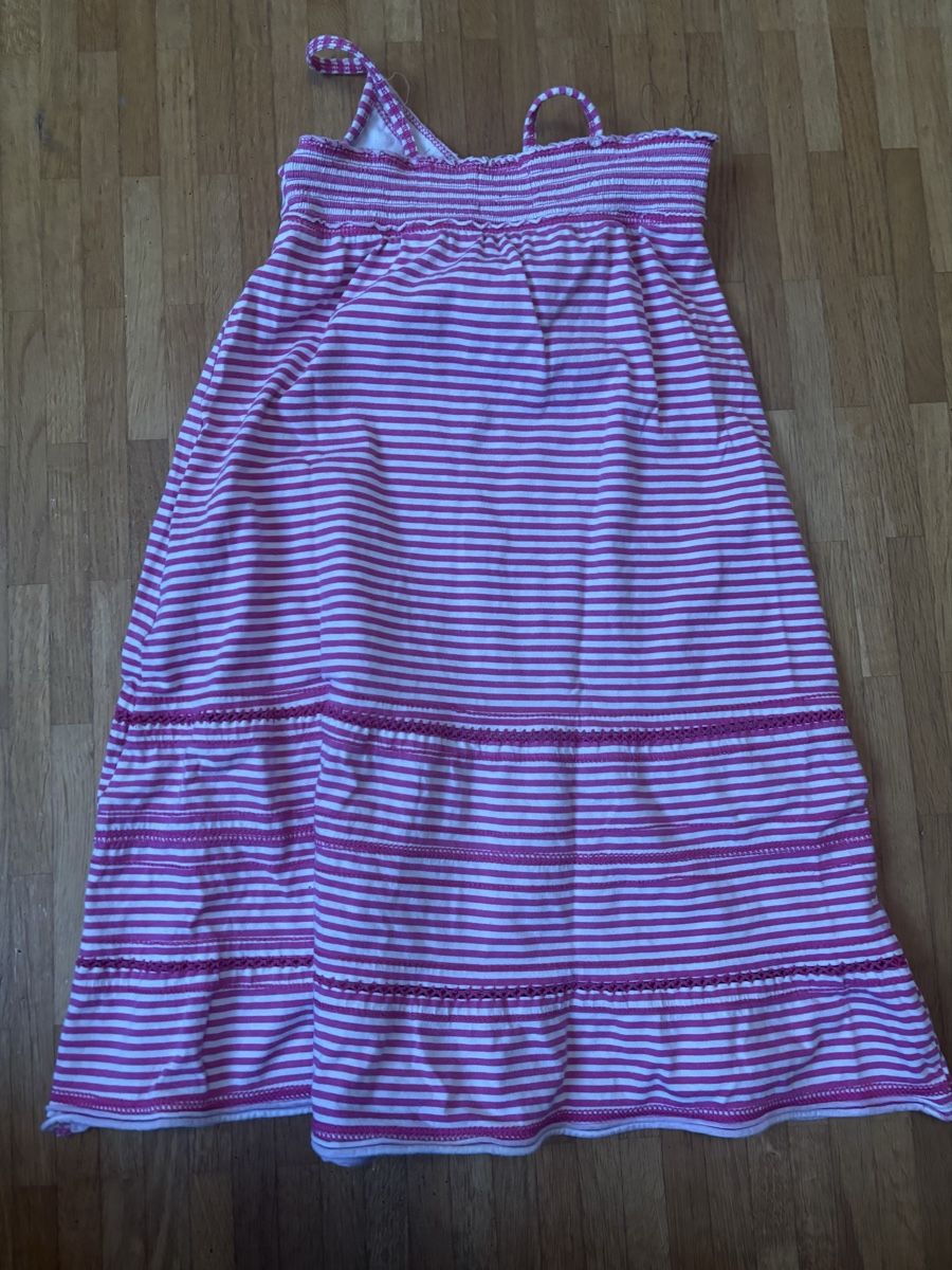 H&M Vestiti & Gonne: Sommerkleid von H&M 122/128 – Usato da Herzogenbuchsee venduto da MoLa85 1