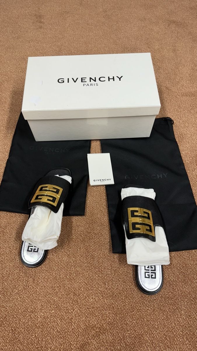 Givenchy Scarpe da donna: Sandales Givenchy – Nuovo (secondo la descrizione) da Nyon venduto da Swiss.quality
