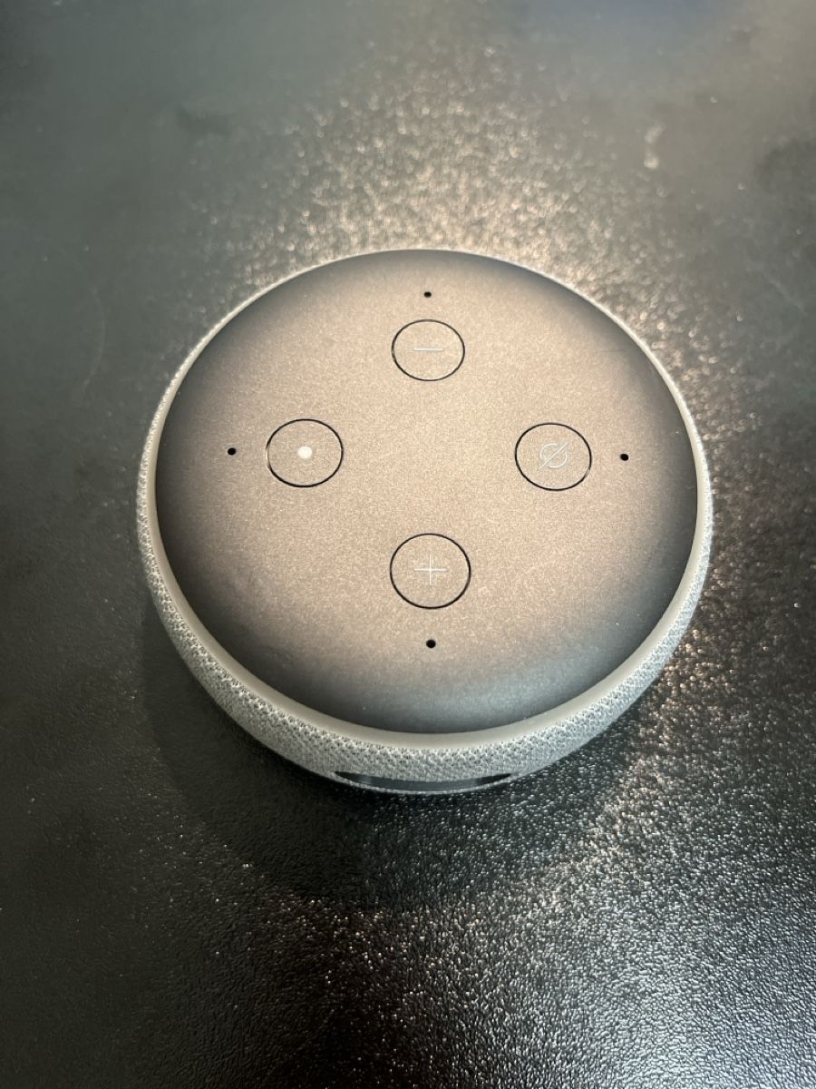 Amazon Haut-parleurs: Alexa Echo Dot  – D'occasion à Zürich par pee_9dxh