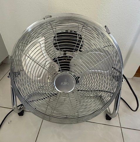 Ventilatoren: Boden Ventilator – Gebraucht aus Zürich von zerozero08