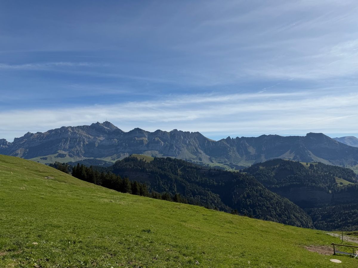Tables: Couch Tisch – D'occasion à Uttwil par Mirabellablau 1
