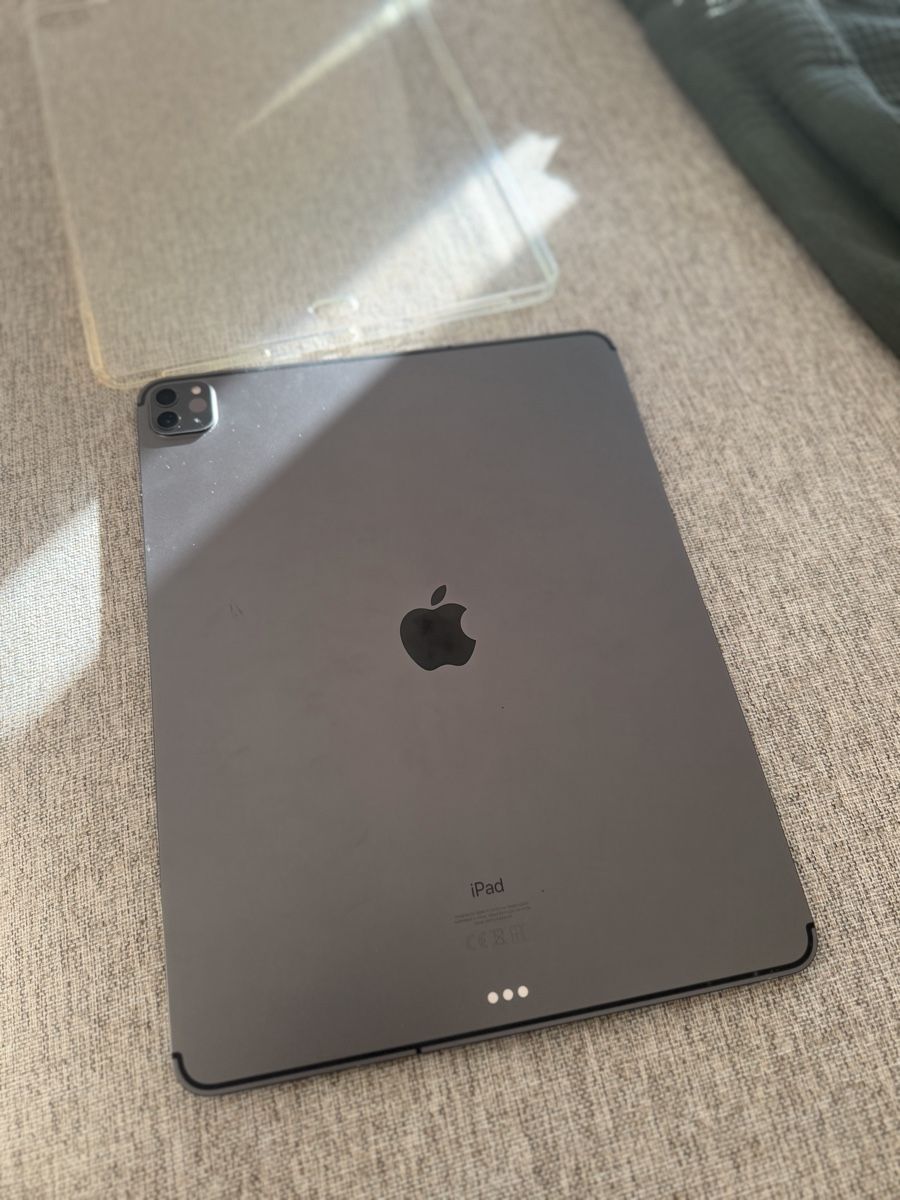 Apple Tablet PC: iPad Pro 12,9 WiFi + Cellular- 256GB – Usato da Abtwil AG venduto da Binary_tech_ch 1