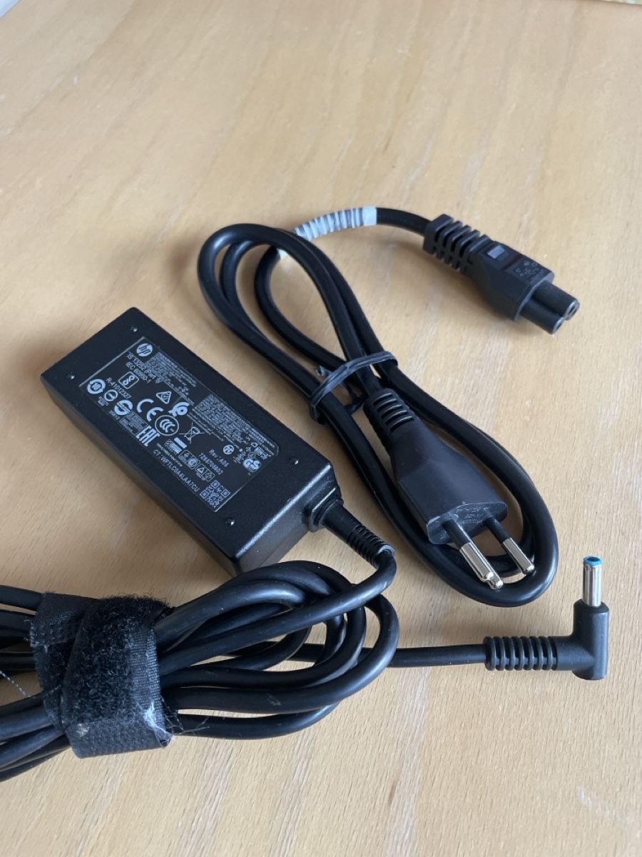 Hewlett Packard Caricabatterie: HP Laptop Charger – Usato da Binningen venduto da Rhylax 1