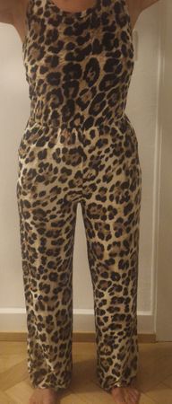 Jumpsuit mit Leo-Print – Grösse TU