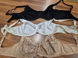 3 BHs, Bügel BH, 85 E Schwarz Weiss Beige K44