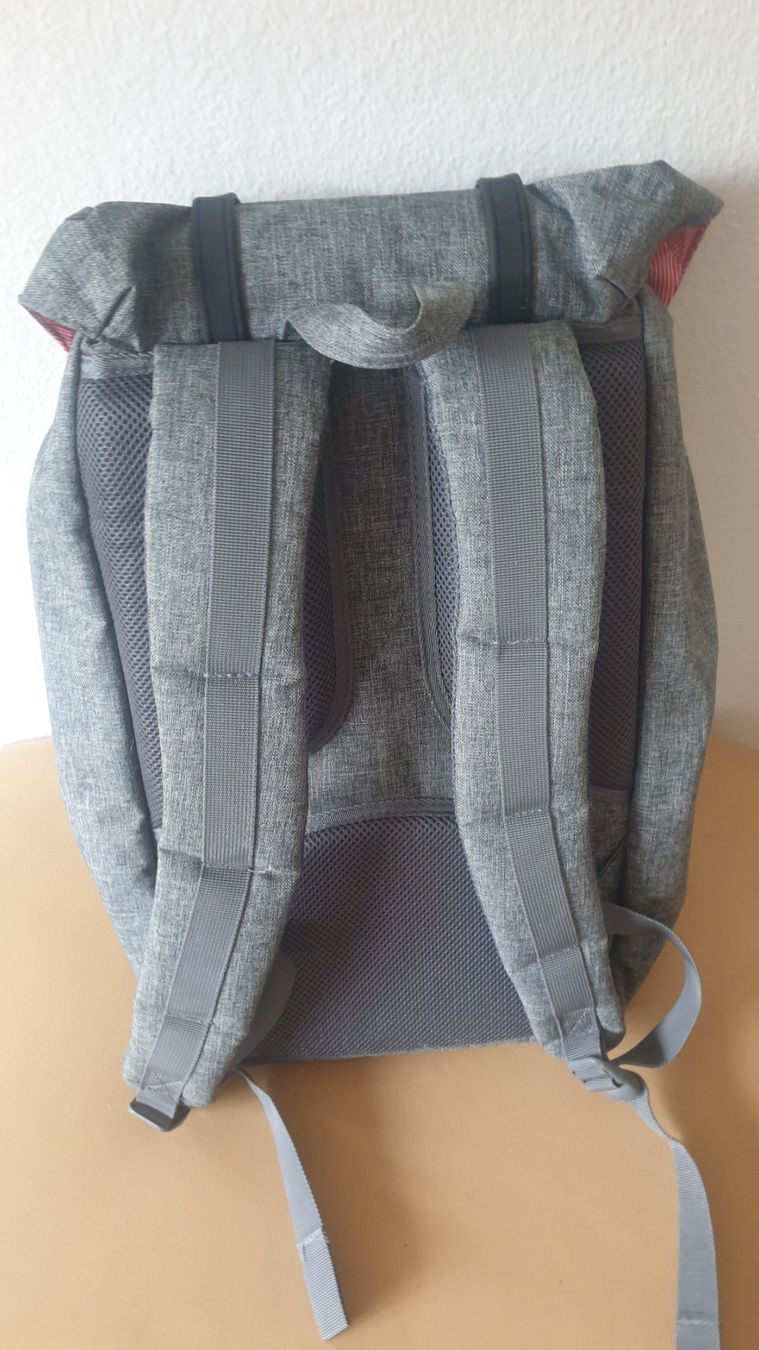 Herschel Zaini: HERSCHEL Rucksack, neuwertig – Nuovo (secondo la descrizione) da Zürich venduto da mba_7zzf 2