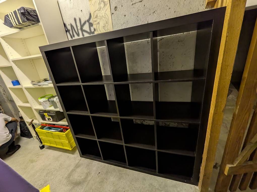 Ikea Regale: Regal (schwarz) – Gebraucht aus Zürich von ColemanSilk