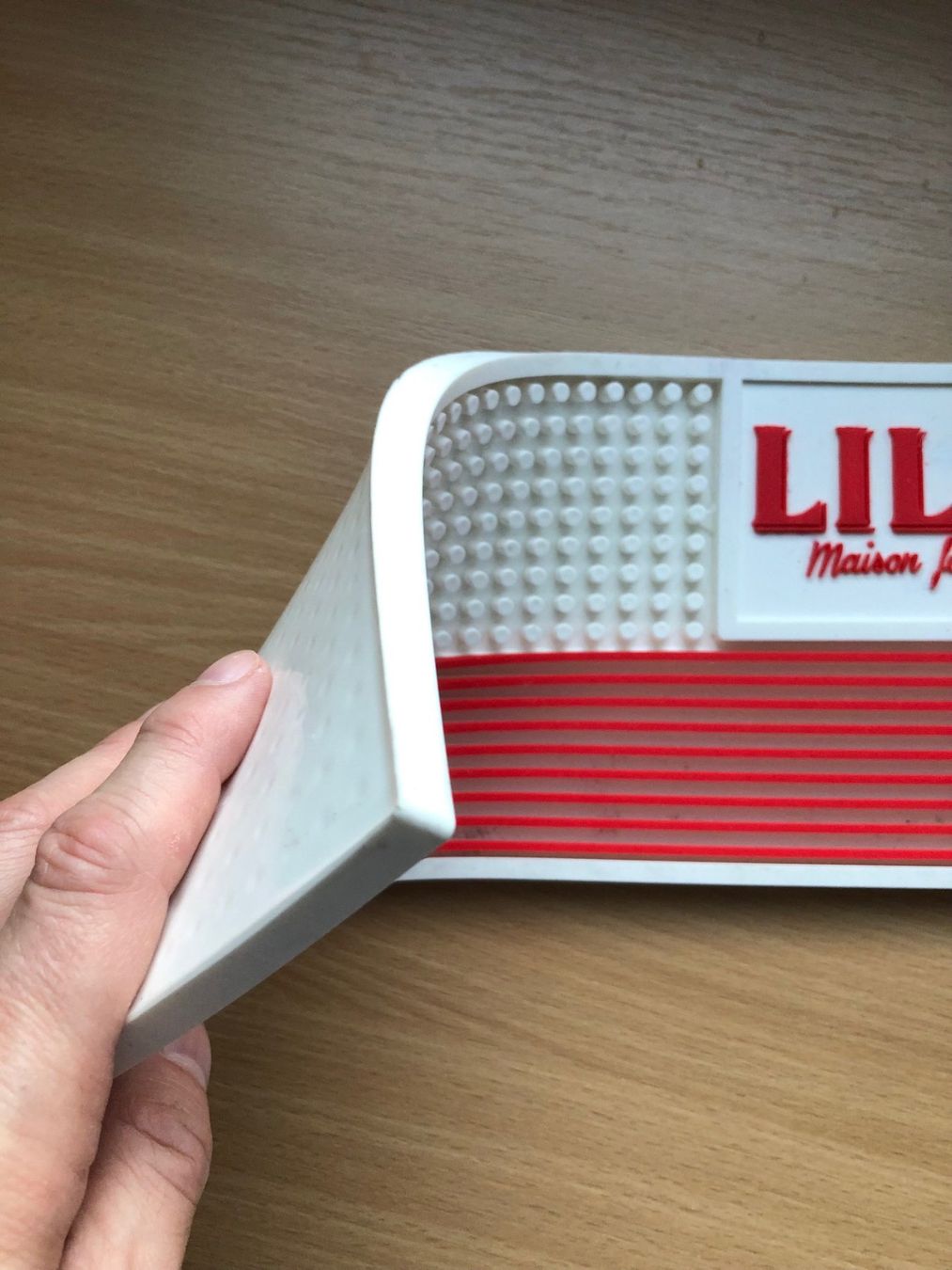 Sottobicchieri: LILLET-Barmatte (weiss/rot) – Usato da Buchs SG venduto da Handyman77 1