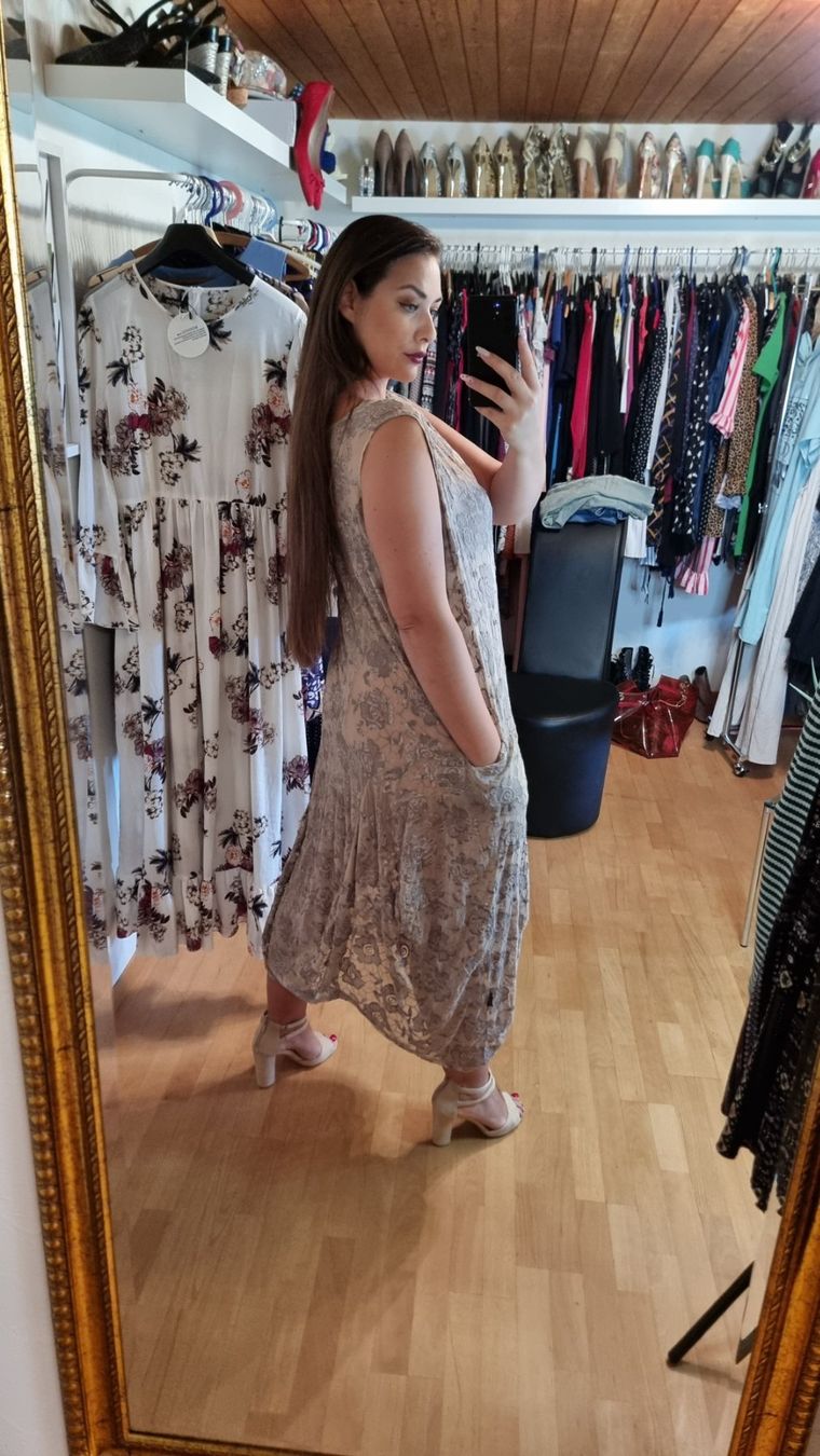 Robes: 🌺Kleid Größe 2XL🌺 – D'occasion à Wald ZH par CapLux 6