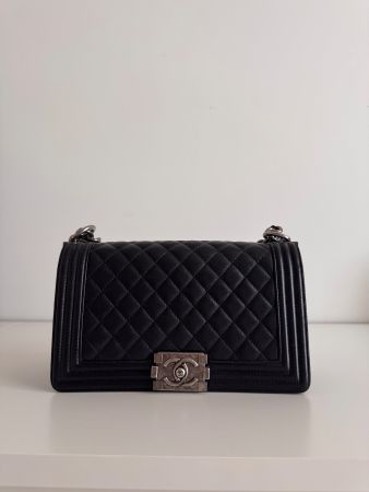 Chanel Boy Bag, Schwarz, Top Zustand, wie neu!