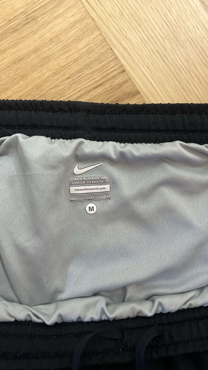 Nike Pantaloni: Nike Shorts – Usato da Zürich venduto da gol_zrr2 1