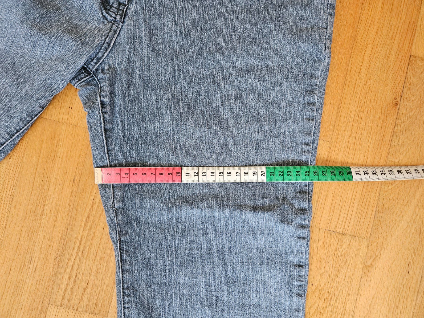 Pantaloni: Caprihose Jeans Gr. 40 – Usato da Möriken AG venduto da pam66 6