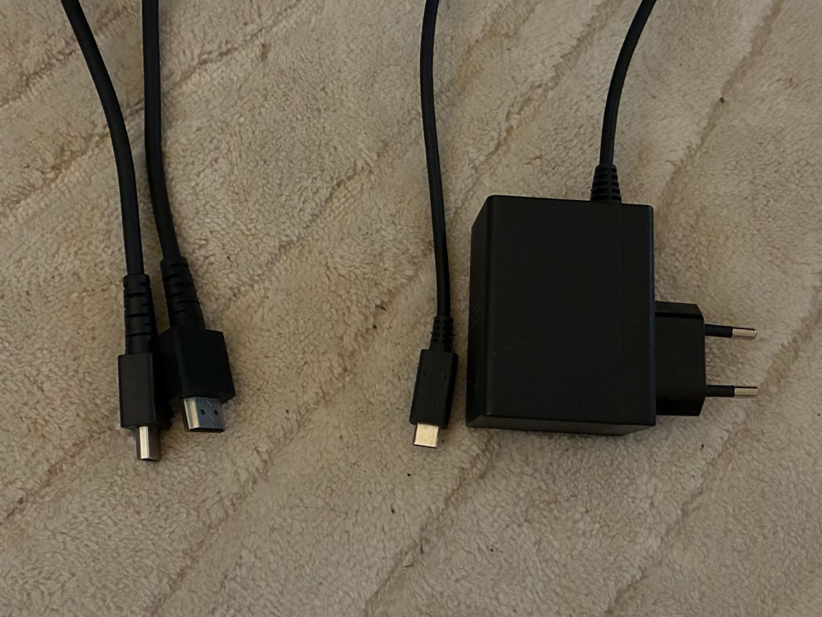 Nintendo Konsolen: Nintendo Switch OLED – Gebraucht aus Tann von Flowerfield 4