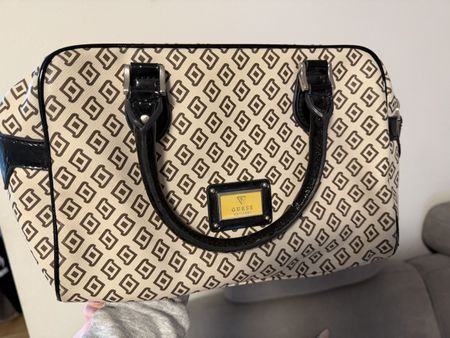 Guess Tasche