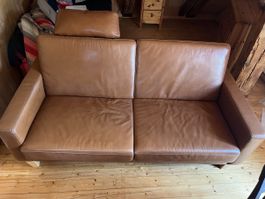 Elegantes Echtleder-Sofa 2-Sitzer in Cognac - Top Zustand!