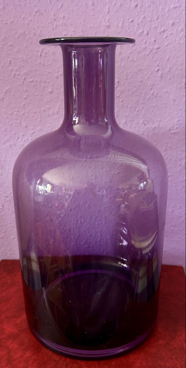 Ikea Vasen & Gefässe: Vase décorative en verre violet - Élégance et style! – Gebraucht aus Petit-Lancy von Pierre_le_voyageur