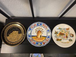 Lot de 12 assiettes décoratives souvenir