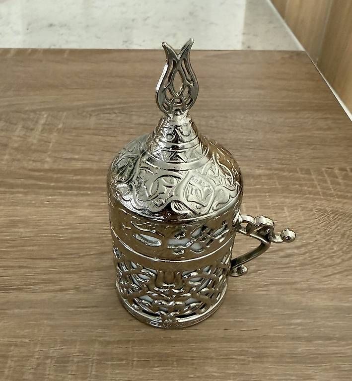 Tazze: Orientalisches Kaffee-/Teeservice, 12 Tassen + 2 Tabletts – Usato da Wittenbach venduto da ame_6sqr 1