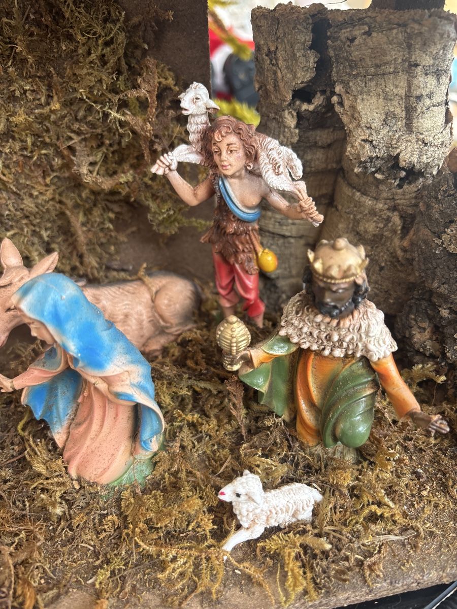 Statuette: Krippe mit Figuren  – Usato da Kriens venduto da Wundertuete17 5