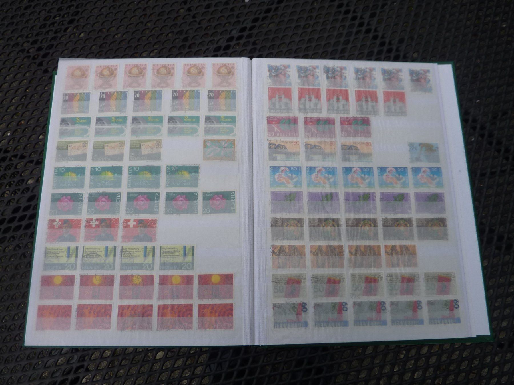 Tutti i francobolli: Briefmarkenalbum, Schweiz – Usato da Gelfingen venduto da btrottmann 7