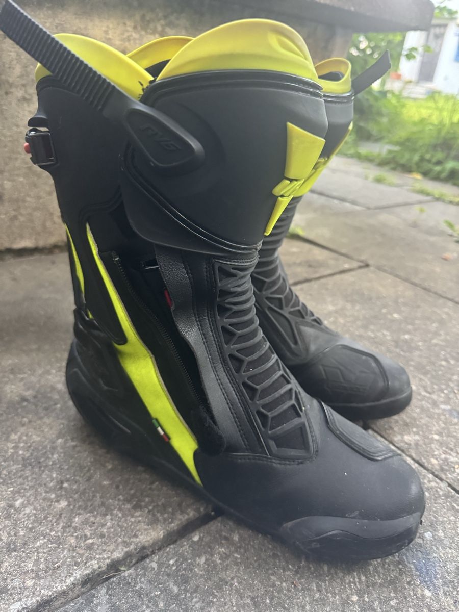 Vanucci Herrenschuhe: Vanucci RV6 PRO Racing Motorrad Stiefel Gr. 45  – Gebraucht aus Zuerich von Koralle8 1
