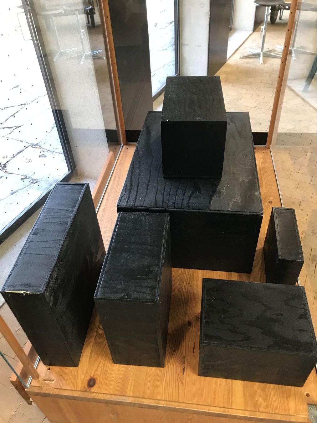 Vetrine: Grosse Vitrine, Holz/Glas – Usato da Bern venduto da lor_lc8z 3