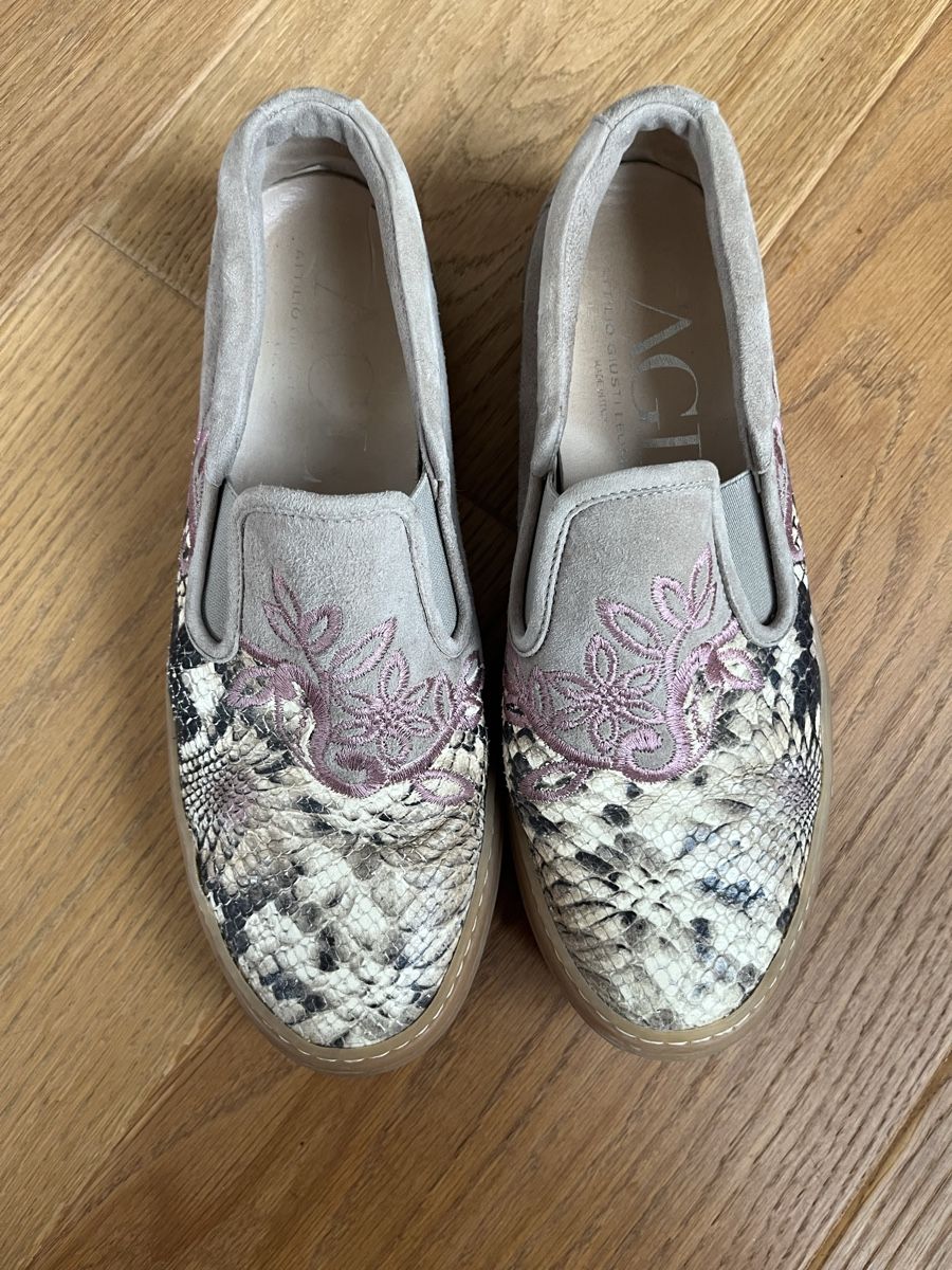 AGL Chaussures femmes: AGL Schuhe in Gr. 40.5 – D'occasion à Wädenswil par Iana32 1