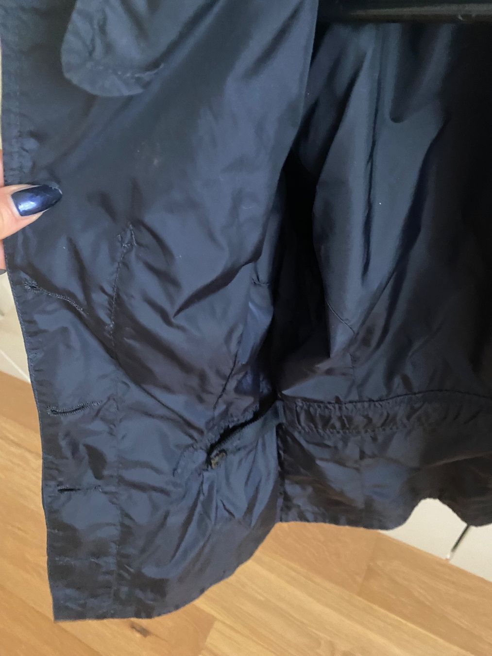 Moncler Giacche: Edle 100% original Moncler Regenjacke – Usato da Männedorf venduto da Cosmo11 1